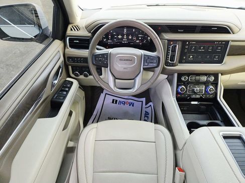 Used 2024 GMC Yukon Denali w/ Max Trailering Package image 12