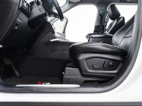 Used 2021 Ford Explorer Limited w/ Equipment Group 301A image 29