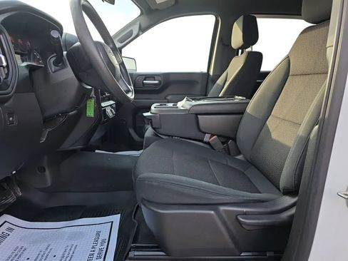 Used 2019 Chevrolet Silverado 1500 Custom Trail Boss w/ Custom Convenience Package AWD/4WD image 16