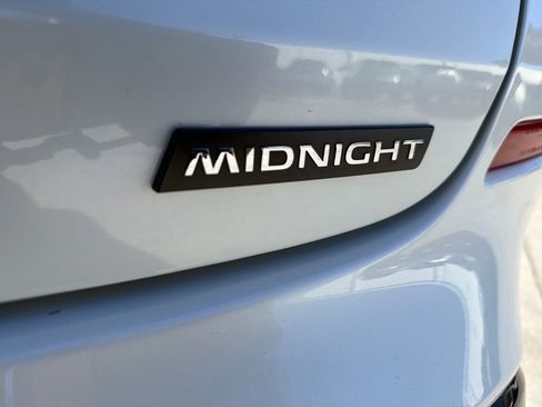 Certified 2024 Nissan Murano SV w/ SV Midnight Edition Package image 11