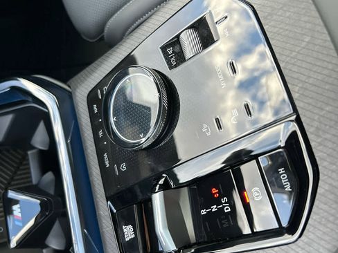 Used 2026 BMW X3 xDrive30 w/ Premium Package image 28