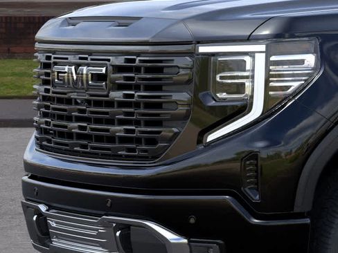 New 2025 GMC Sierra 1500 Denali Ultimate image 13