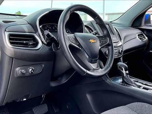 Used 2024 Chevrolet Equinox LT FWD image 5