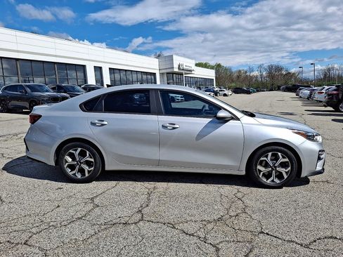 Used 2021 Kia Forte LXS FWD image 7
