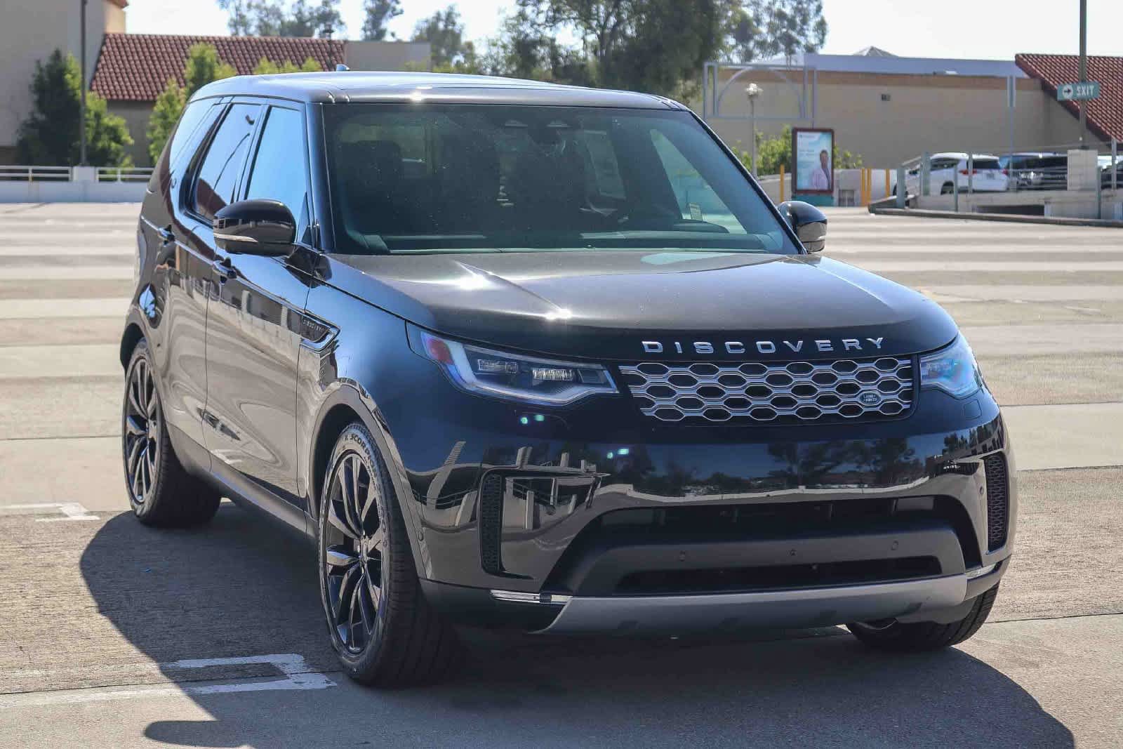 New 2026 Land Rover Discovery S AWD/4WD image 3
