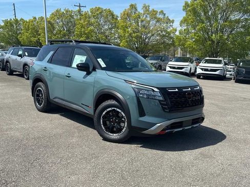 New 2026 Nissan Pathfinder Rock Creek image 2