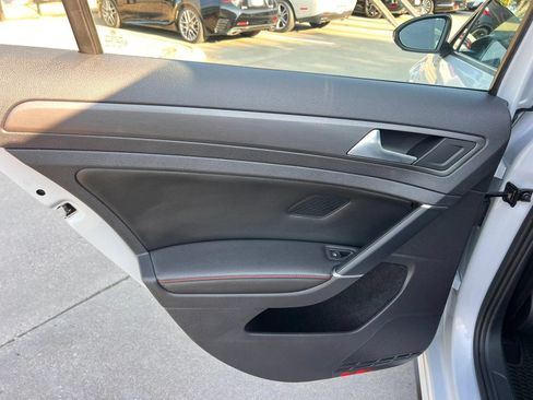 Used 2021 Volkswagen GTI SE FWD image 24