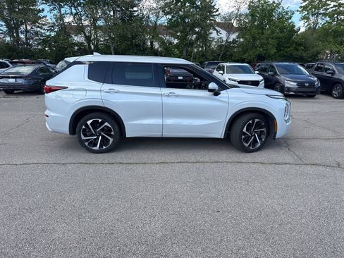 Used 2022 Mitsubishi Outlander SEL AWD/4WD image 23
