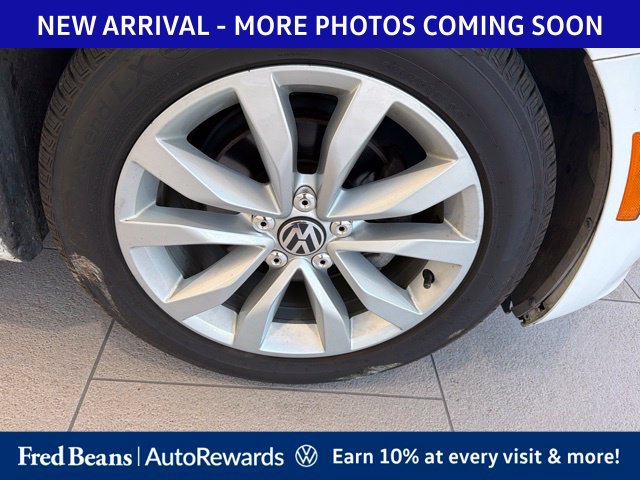 Used 2014 Volkswagen Beetle 2.5 FWD image 7