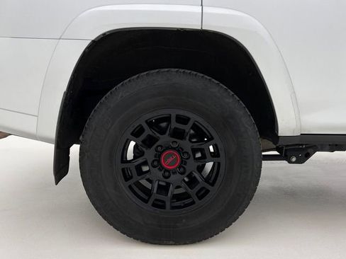 Used 2022 Toyota 4Runner SR5 Premium w/ TRD Black Wheel Package (TMS) AWD/4WD image 31