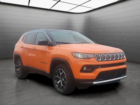 New 2026 Jeep Compass Limited w/ Sun, Sound & Navigation Group AWD/4WD image 7