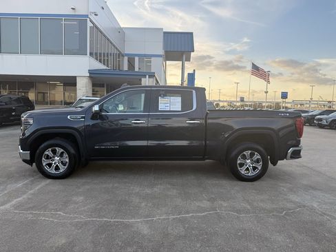 Used 2024 GMC Sierra 1500 SLT image 16