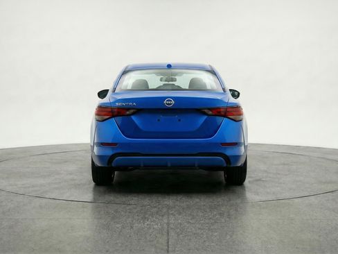 Used 2025 Nissan Sentra SV FWD image 7