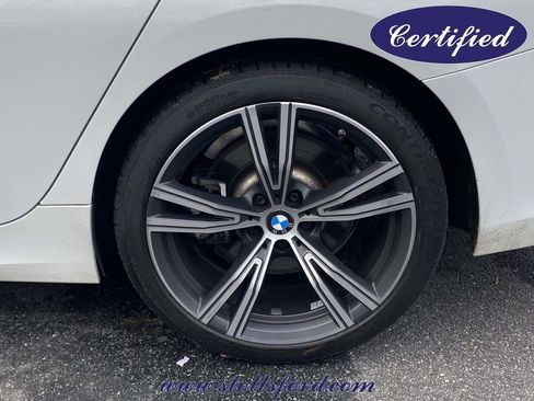 Used 2023 BMW 330i Sedan w/ Premium Package image 7