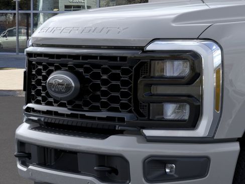 New 2026 Ford F250 Lariat w/ Black Appearance Package AWD/4WD image 18