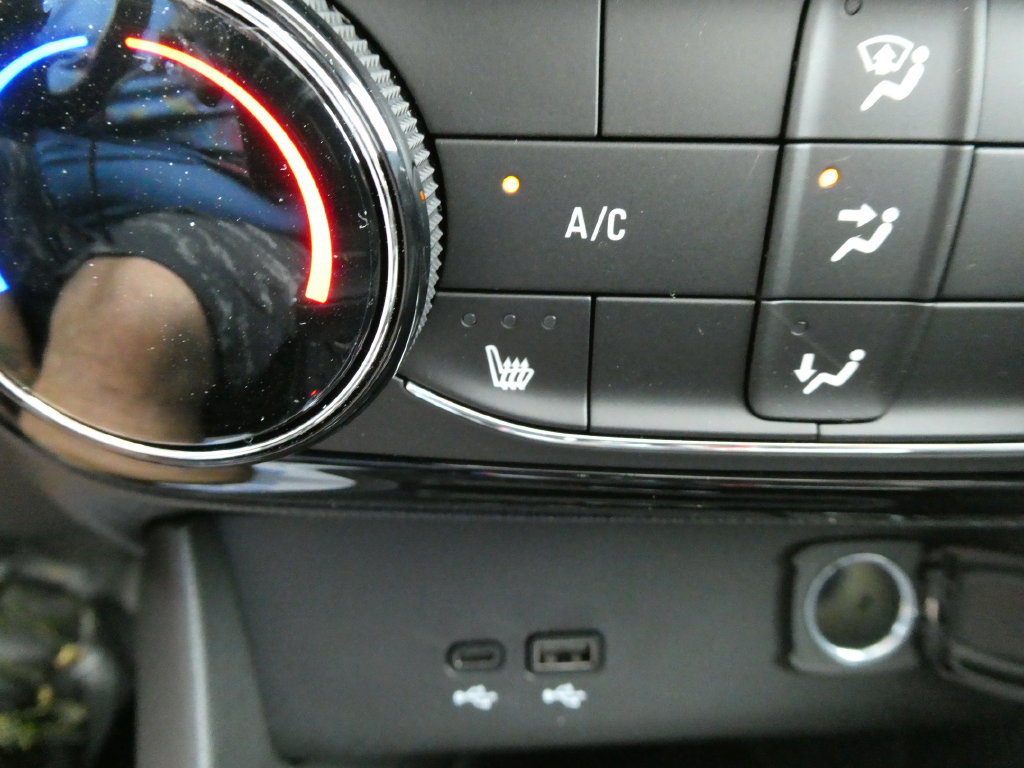 New 2026 Buick Encore GX Sport Touring w/ Advanced Technology Package AWD/4WD image 22