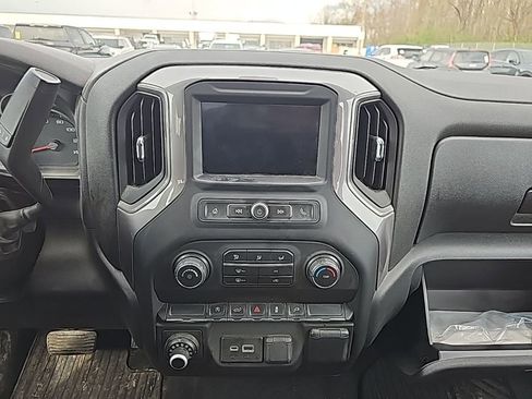 Used 2021 Chevrolet Silverado 1500 Custom image 7