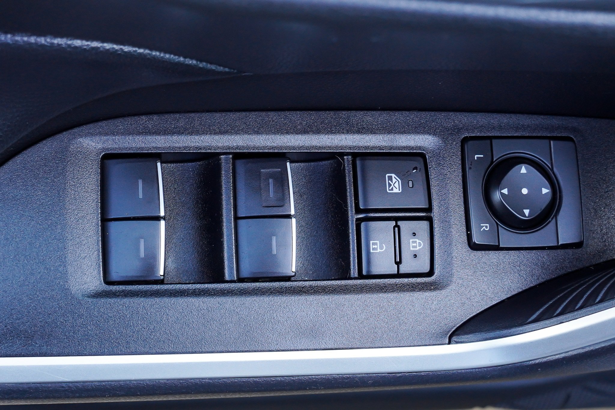 Certified 2024 Toyota RAV4 SE AWD/4WD image 19