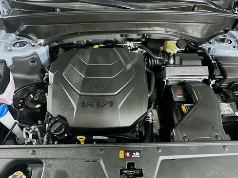 Used 2025 Kia Telluride S FWD image 29
