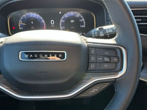 Used 2024 Jeep Wagoneer L Series III w/ Flexible Seating Group image 24