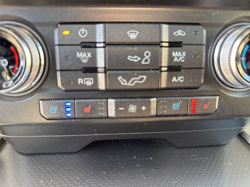 Used 2015 Ford F150 Lariat w/ Equipment Group 502A Luxury image 22