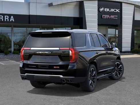 New 2026 GMC Yukon Denali w/ Denali Reserve Package AWD/4WD image 4