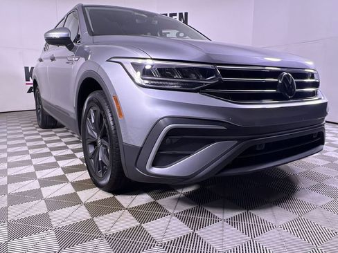 Used 2024 Volkswagen Tiguan SE image 27