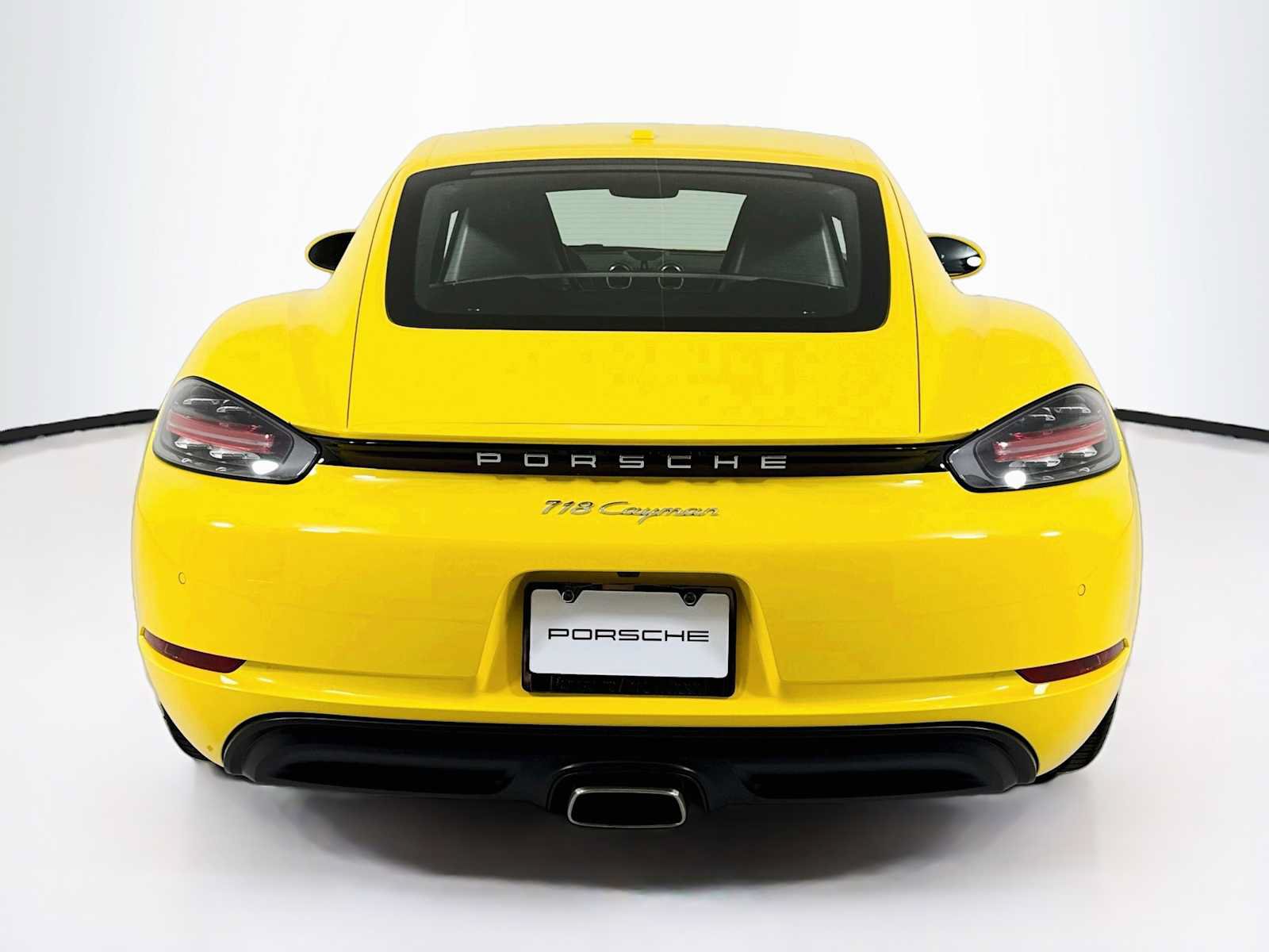 Certified 2023 Porsche 718 Cayman RWD image 10