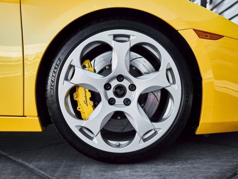 Used 2005 Lamborghini Gallardo AWD/4WD image 29