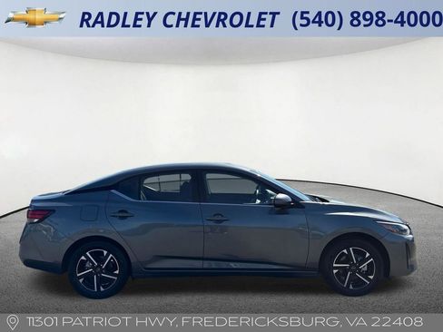 Used 2025 Nissan Sentra SV FWD image 20