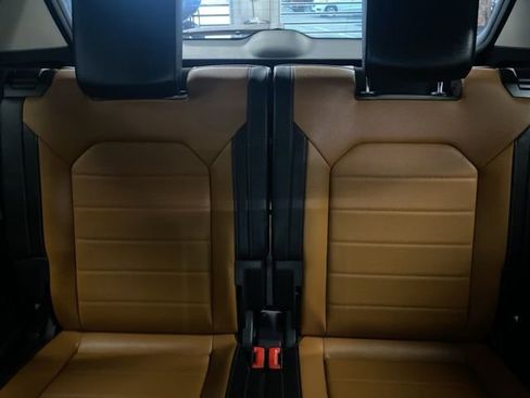 Used 2019 Volkswagen Atlas SEL Premium image 33