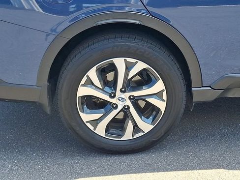 Used 2021 Subaru Outback Touring w/ Popular Package #2 AWD/4WD image 27