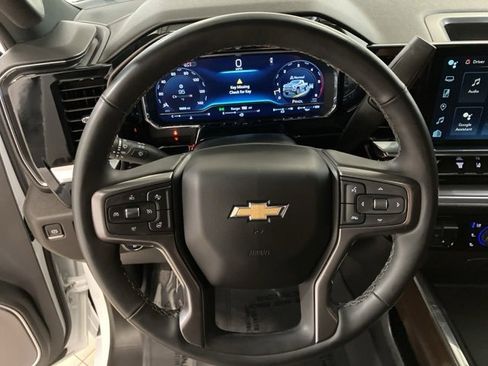 Used 2024 Chevrolet Silverado 3500 High Country w/ High Country Premium Package image 12