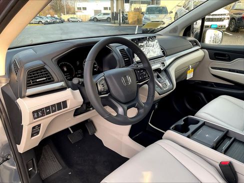 New 2026 Honda Odyssey EX-L image 9