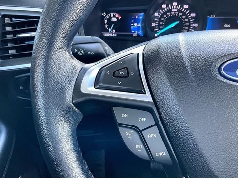 Used 2022 Ford Edge SEL w/ Convenience Package AWD/4WD image 24