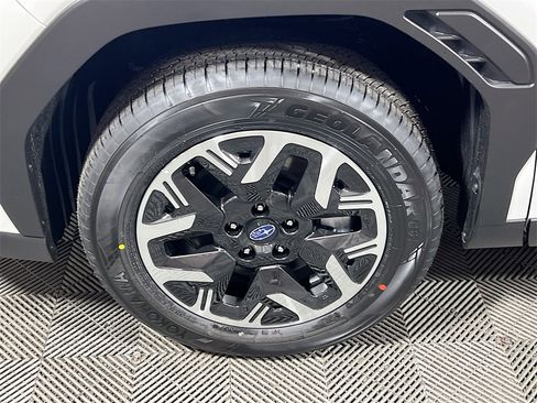 Certified 2025 Subaru Forester Premium image 25