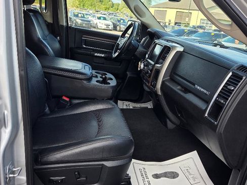 Used 2017 RAM 1500 Laramie image 15