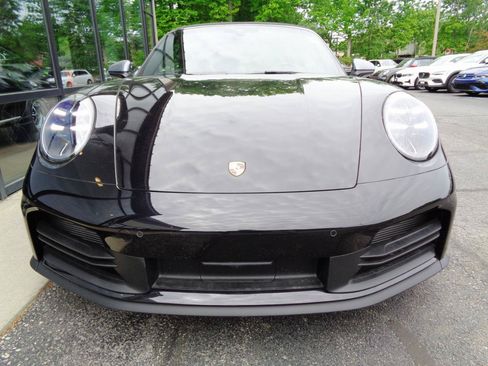 Used 2026 Porsche 911 Carrera T RWD image 2