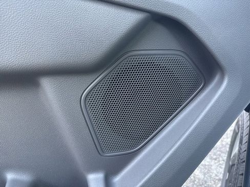 New 2025 Ford Transit 250 148 Medium Roof image 14