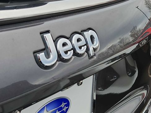 Used 2019 Jeep Compass Latitude w/ Popular Equipment Group image 12