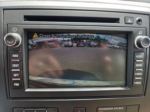 Used 2012 Buick Enclave Leather AWD/4WD image 21