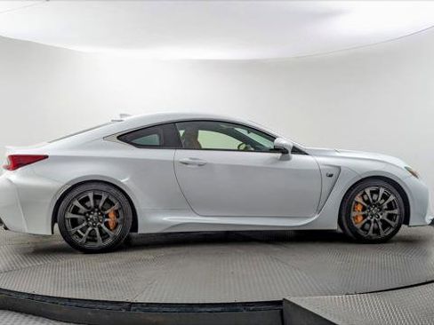 Used 2016 Lexus RC F w/ Premium Package RWD image 9
