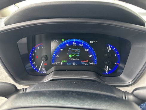 Used 2021 Toyota Corolla LE w/ Carpet Mat Package (TMS) image 25