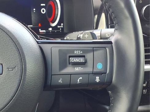 Used 2024 Nissan Pathfinder Platinum w/ Cargo Package FWD image 28