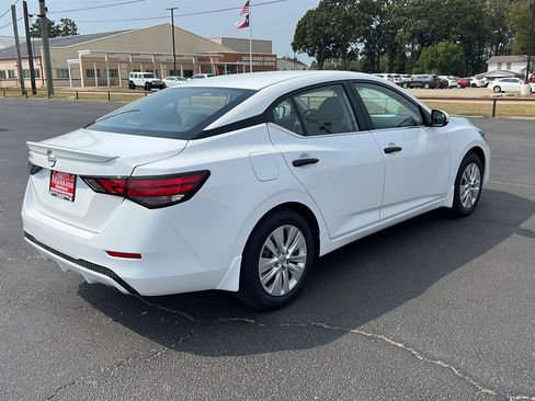 New 2025 Nissan Sentra S image 4