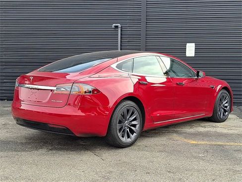 Used 2020 Tesla Model S Long Range image 7