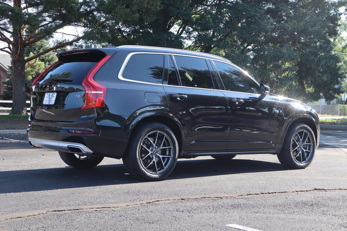 Used 2020 Volvo XC90 T5 Momentum AWD/4WD image 5