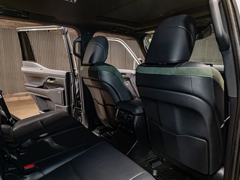 Used 2025 Lexus GX 550 AWD/4WD image 26