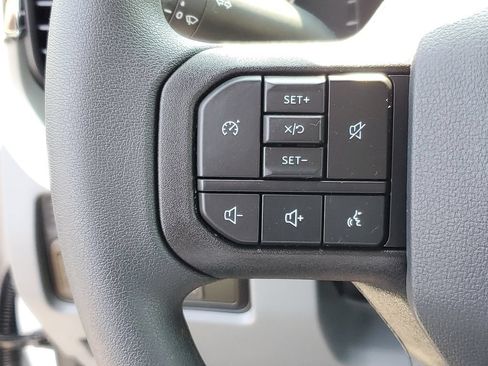 New 2026 Ford F250 XL w/ FX4 Off-Road Package AWD/4WD image 14
