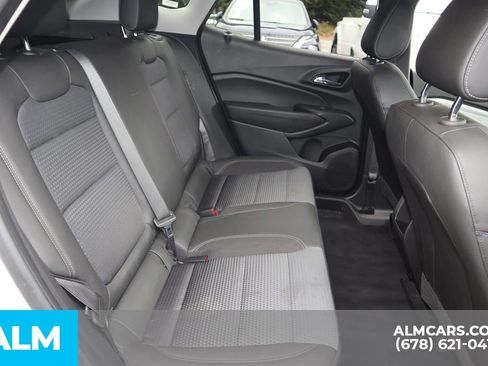 Used 2024 Chevrolet Trax LT image 21